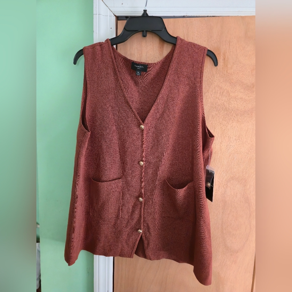 NWT TAHARI L VEST IN BROWN